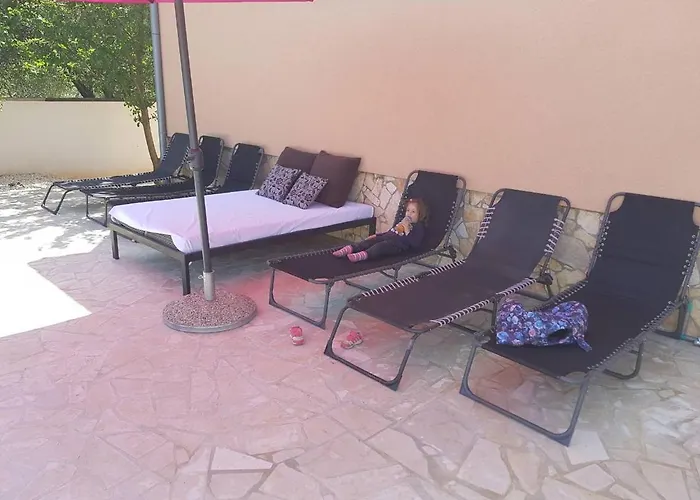 Apartament Family Friendly With A Swimming Pool - 15306 *